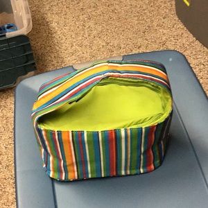 Insulated lunch bag with short strap, zips closed brand tag MUST HAVE BE removed